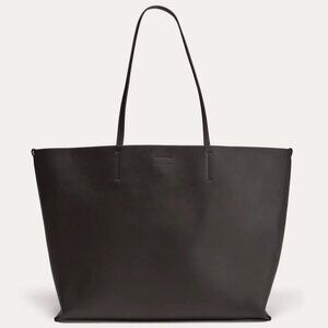 Everlane The Luxe Italian Leather Tote in Black